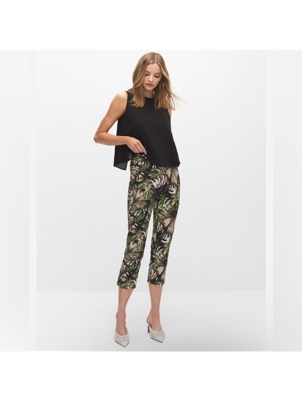 Melanie Lyne leaf print stretch pull on ankle pant Capri Size 8